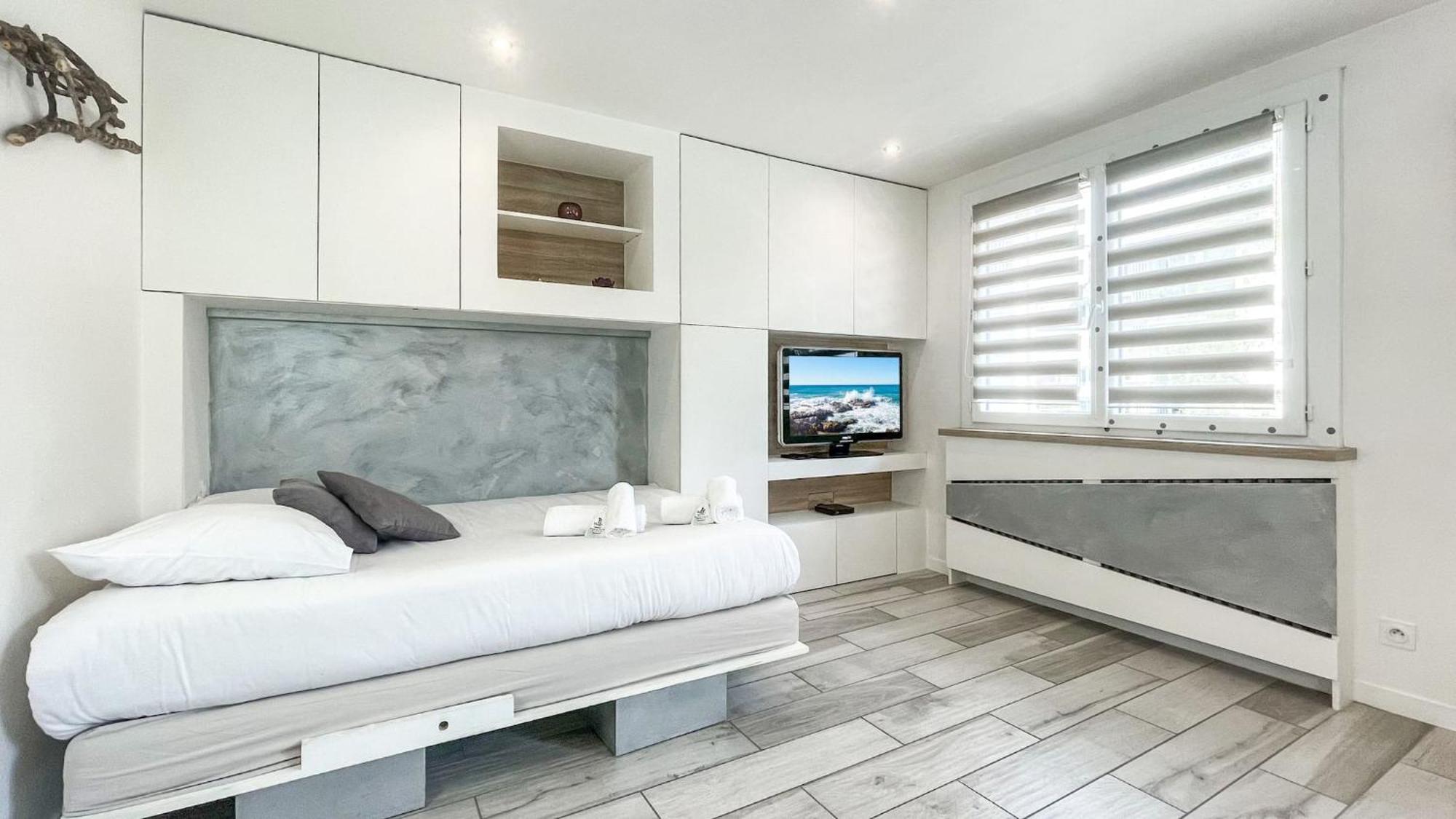 Homey Tidy - New / Proche Centre Annecy / Parking Gratuit / Logement Entierement Equipe Kültér fotó