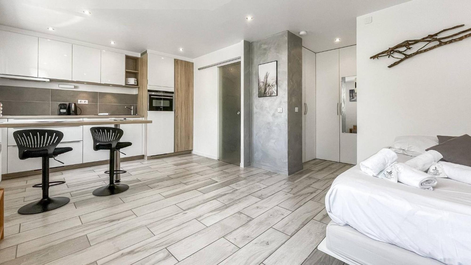 Homey Tidy - New / Proche Centre Annecy / Parking Gratuit / Logement Entierement Equipe Kültér fotó